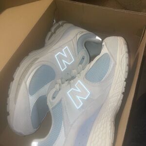 Blue New Balances 130$